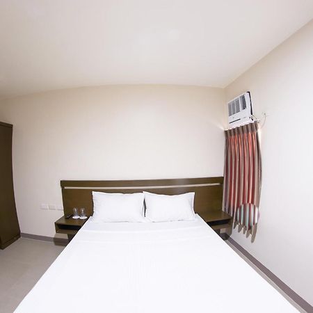 Emerald Suites Cdo カガヤン・デ・オロ 部屋 写真
