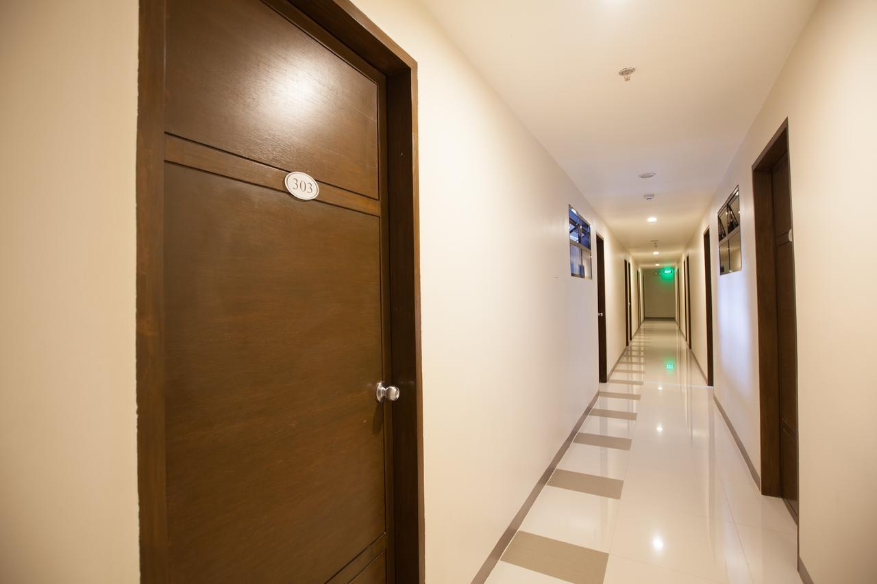 Emerald Suites Cdo カガヤン・デ・オロ エクステリア 写真