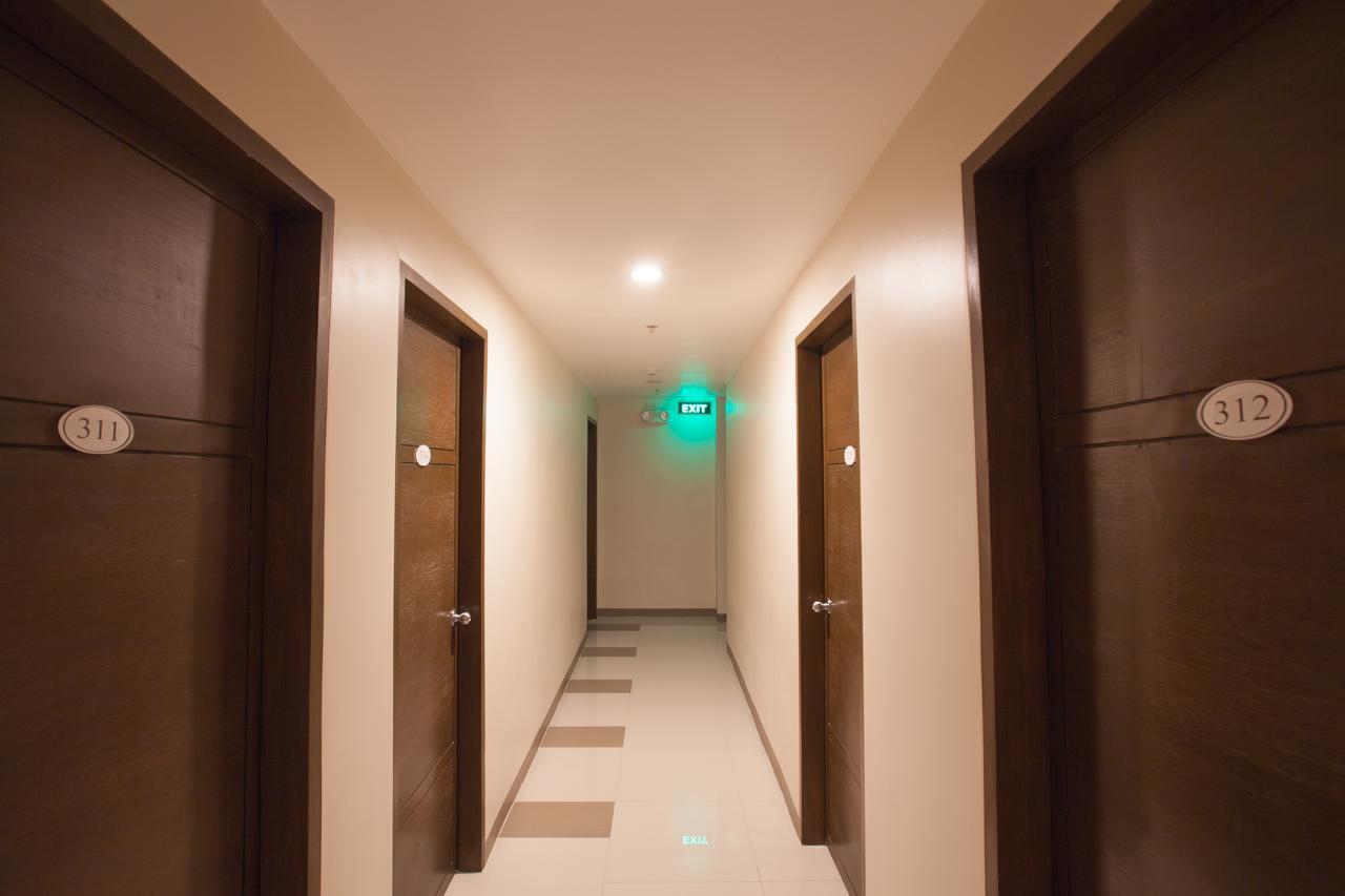Emerald Suites Cdo カガヤン・デ・オロ エクステリア 写真